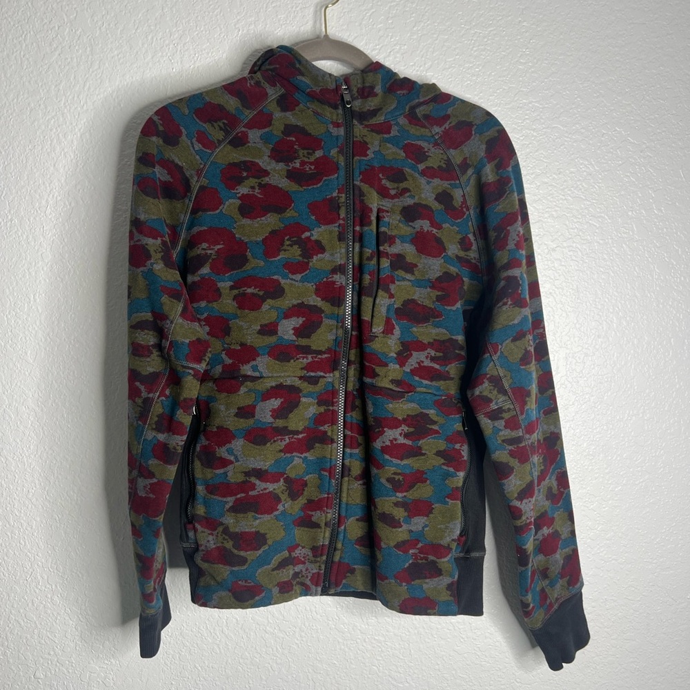 Lululemon Best Coast Hooded Zip Up Sweatshirt Urban Leopard Camo Size Small